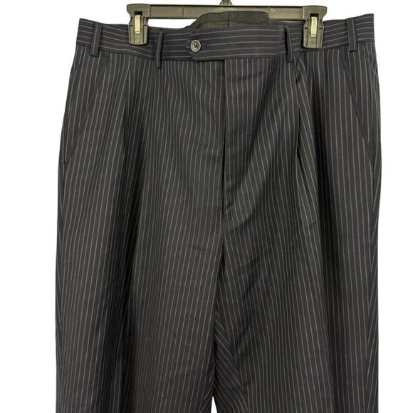 Bachrach Navy 3 Button 2 Piece Suit Jacket Pants Pinstriped Mens sz 46 Long - Picture 3 of 16